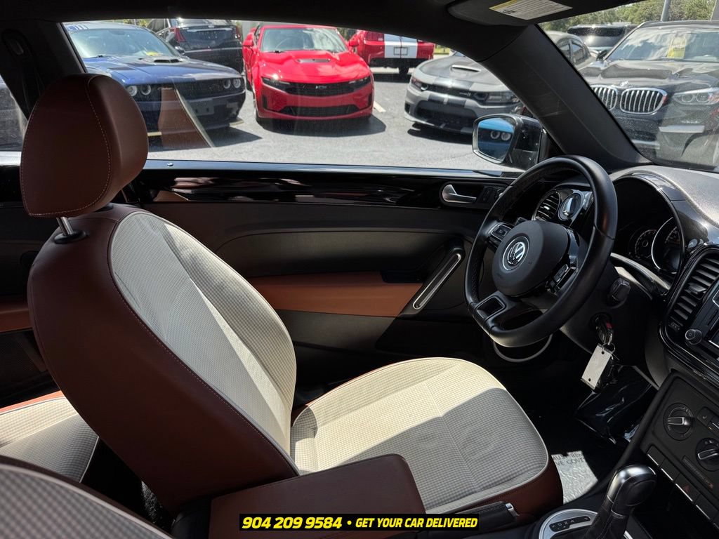 Used 2016 Volkswagen Beetle 1.8T Classic FWD image 30