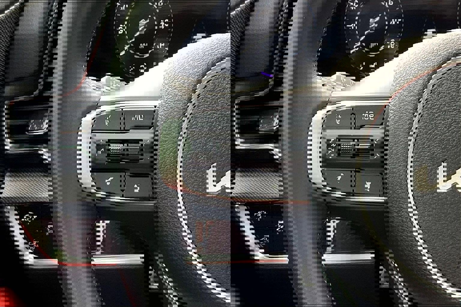 Used 2023 Kia Sportage SX image 11