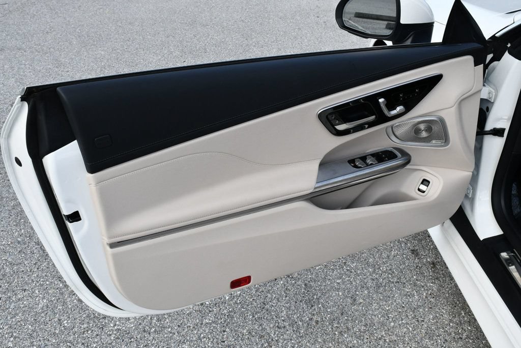 Used 2024 Mercedes-Benz CLE 300 4MATIC Cabriolet image 55