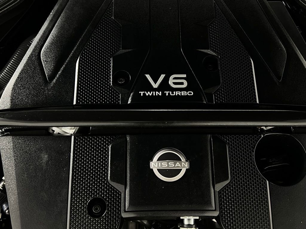 Used 2025 Nissan Z Sport w/ Floor Mat Package image 32