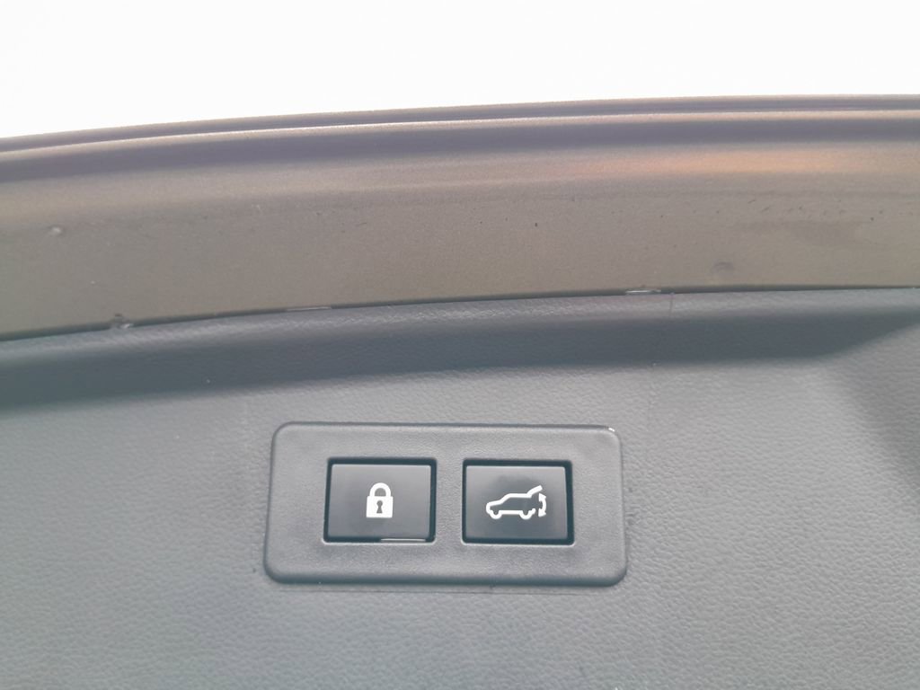 Used 2023 Subaru Outback Touring XT AWD/4WD image 37