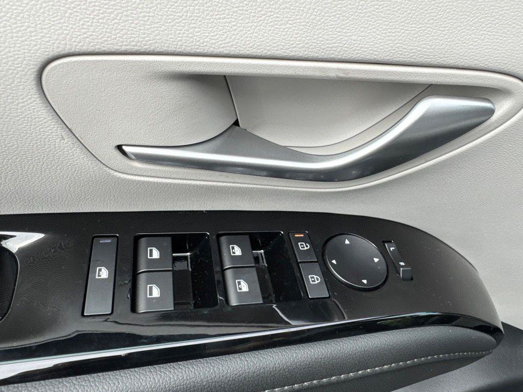 New 2026 Hyundai Tucson Limited AWD/4WD image 11