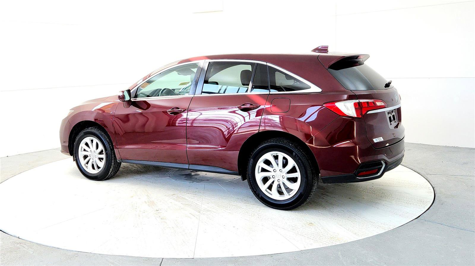 Used 2018 Acura RDX AWD image 4