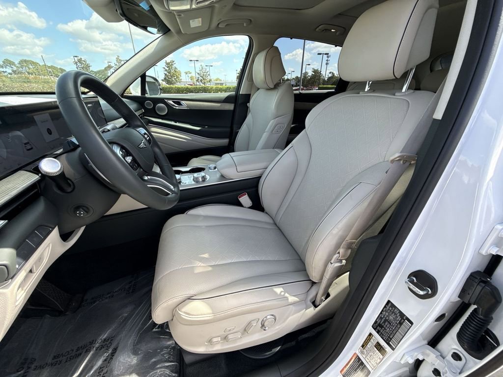 Used 2025 Genesis GV80 2.5T Prestige image 13