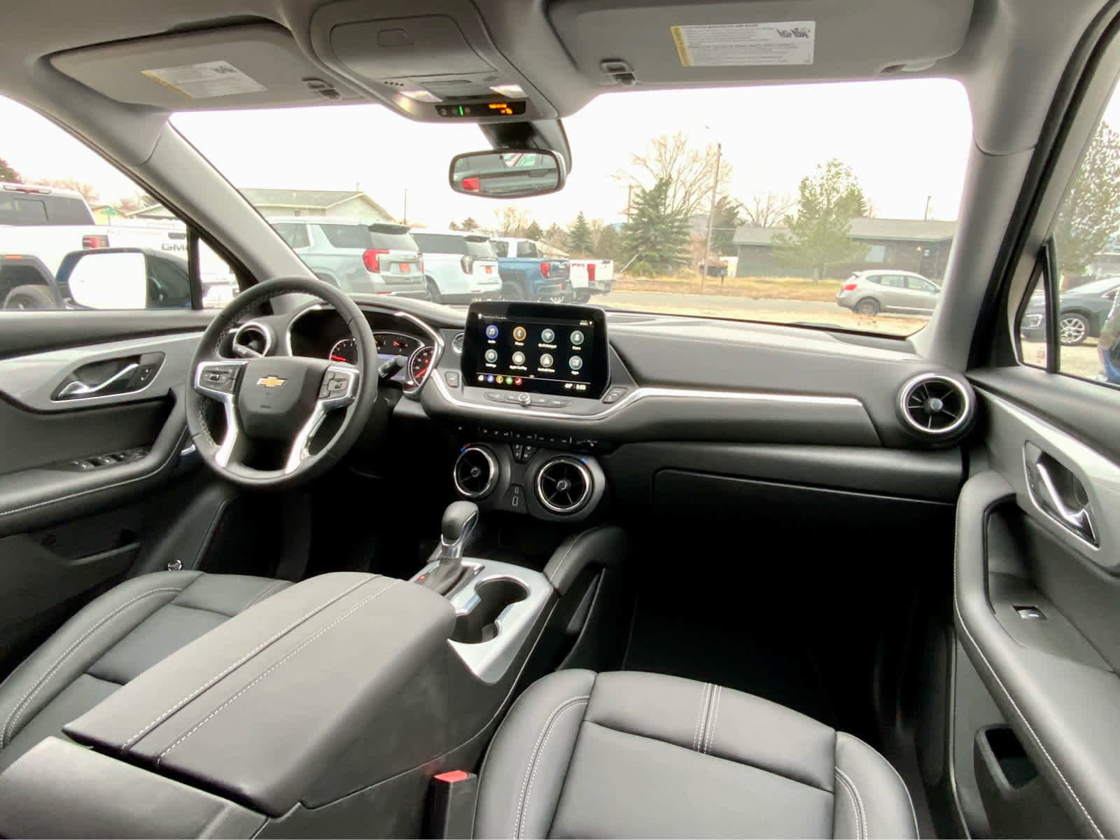 New 2025 Chevrolet Blazer LT w/ Midnight/Sport Edition image 33