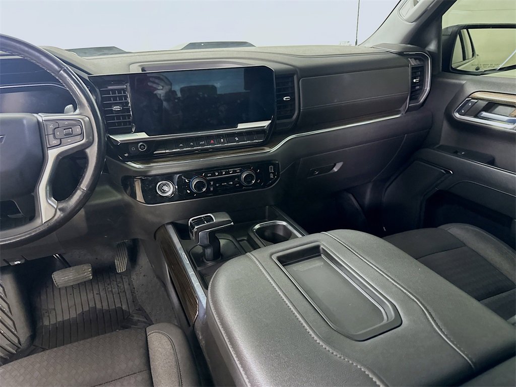 Used 2022 Chevrolet Silverado 1500 LT Trail Boss image 19