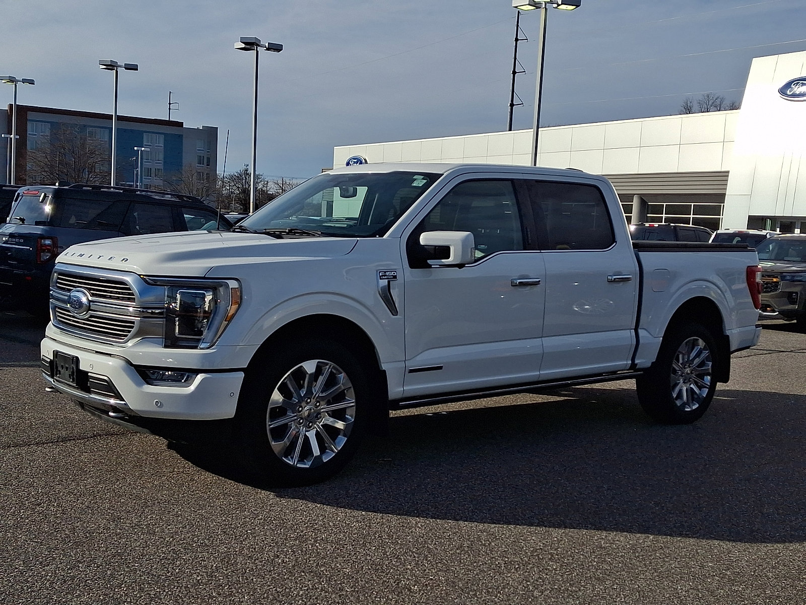Used 2022 Ford F150 Limited image 5
