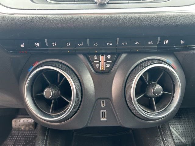 Used 2020 Chevrolet Blazer LT image 25