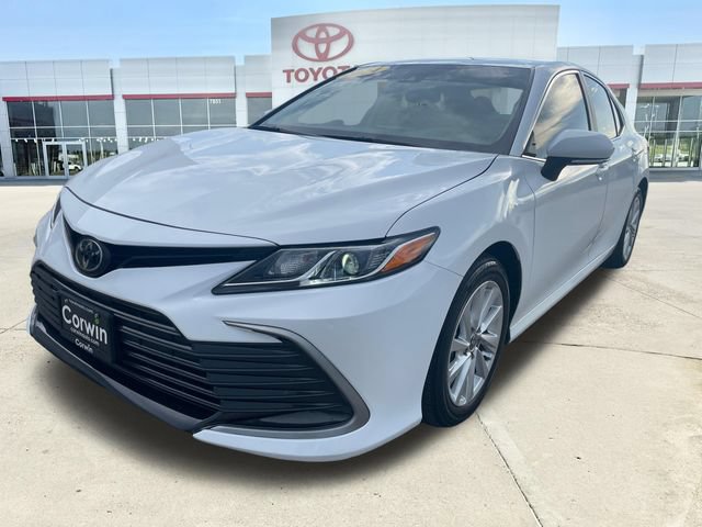 Used 2024 Toyota Camry LE w/ Convenience Package FWD image 8