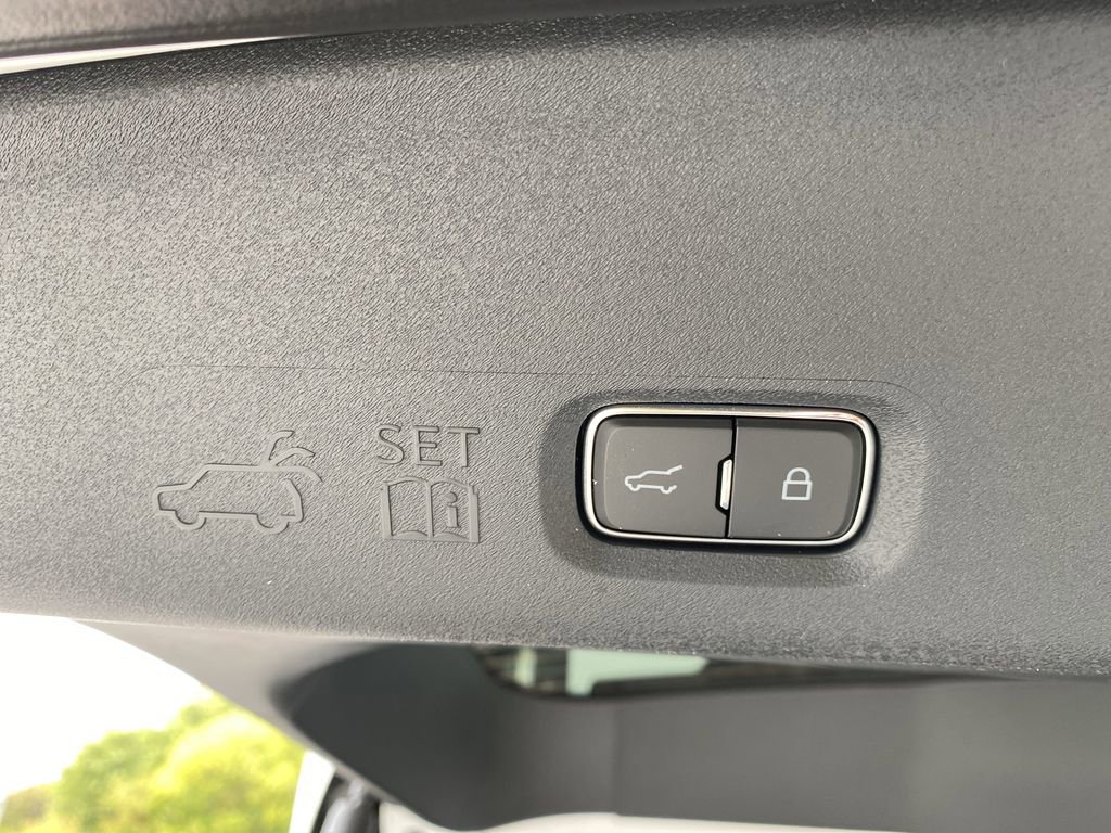 New 2025 Ford Expedition Max Platinum image 19