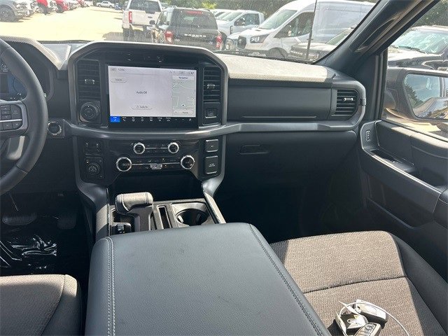 New 2025 Ford F150 XLT w/ Equipment Group 302A MID image 29