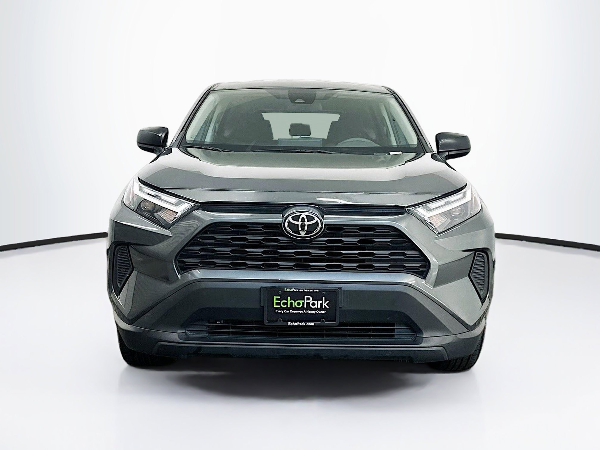 Used 2024 Toyota RAV4 LE image 2