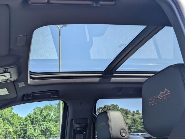 New 2026 Chevrolet Tahoe High Country AWD/4WD image 13