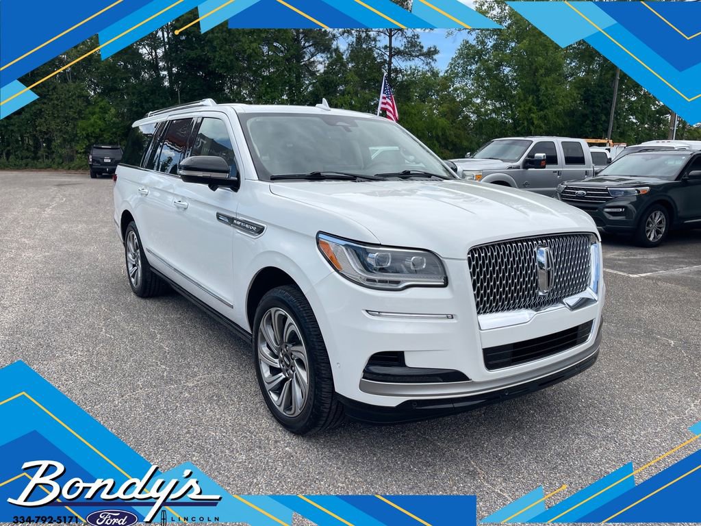 Used 2024 Lincoln Navigator L Reserve image 1