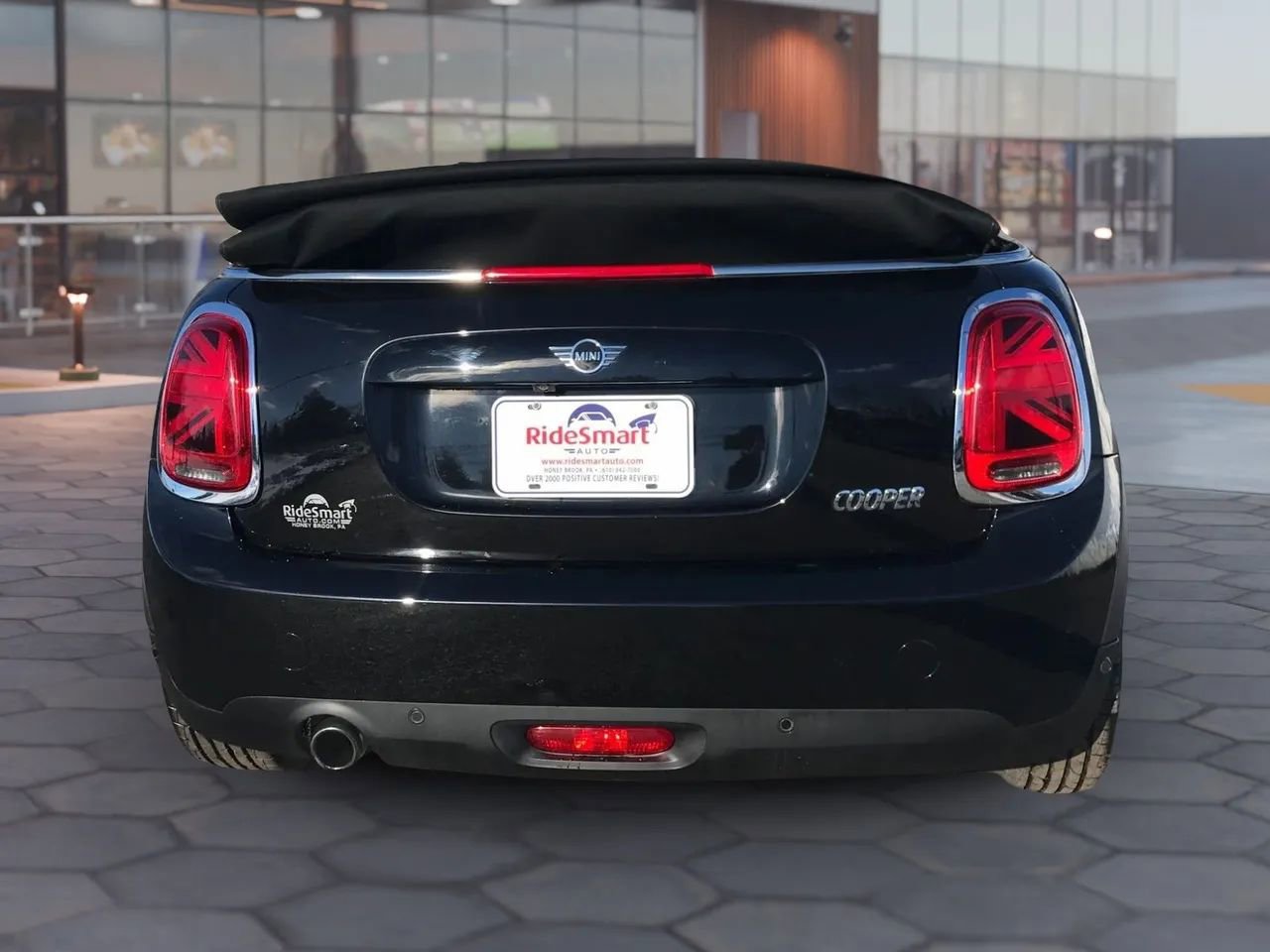 Used 2019 MINI Cooper Convertible image 10