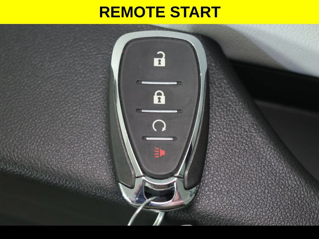 Certified 2025 Chevrolet Trax LT w/ LT Convenience Package FWD image 9