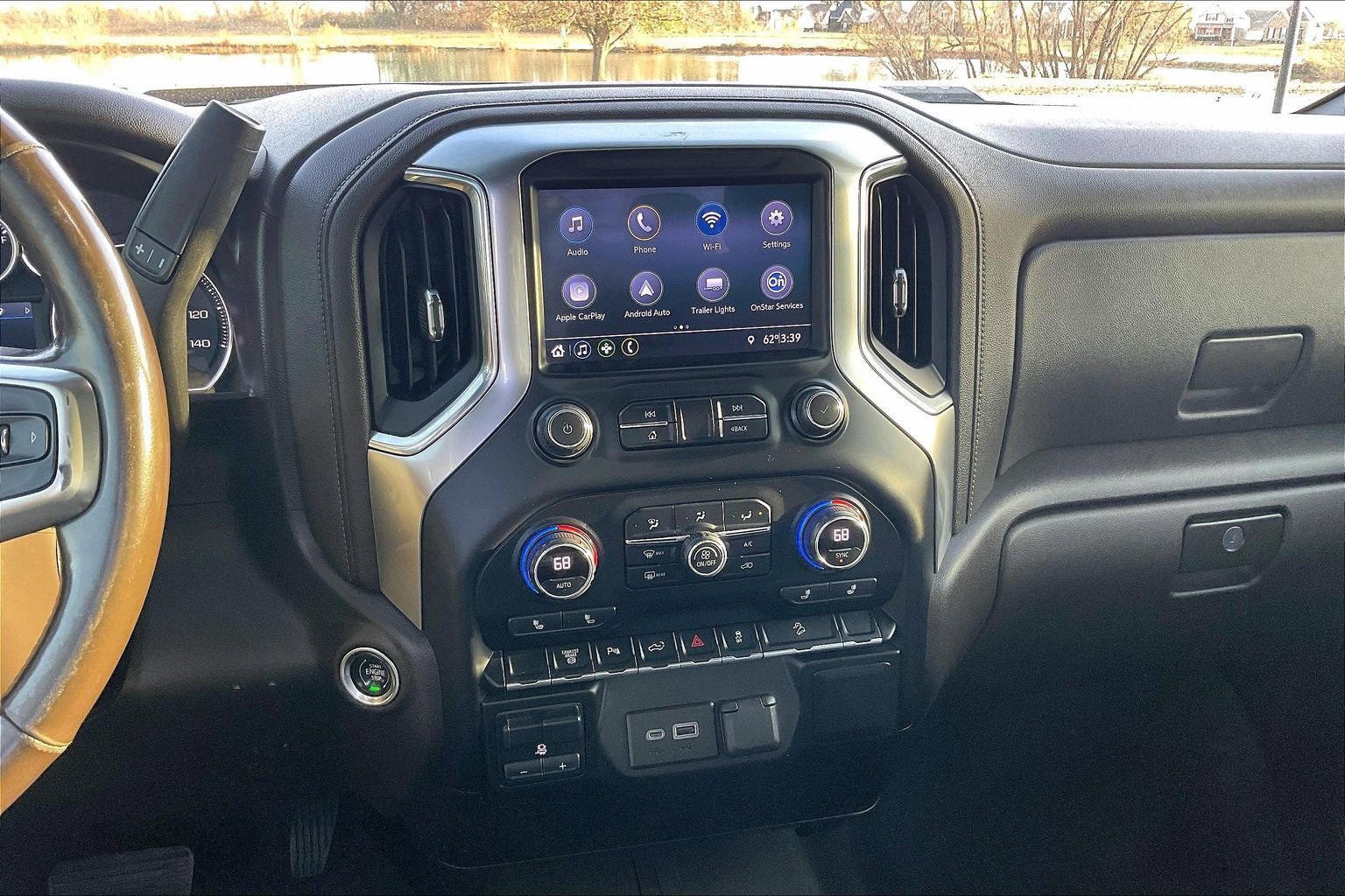Used 2020 Chevrolet Silverado 2500 LT w/ Texas Edition image 6