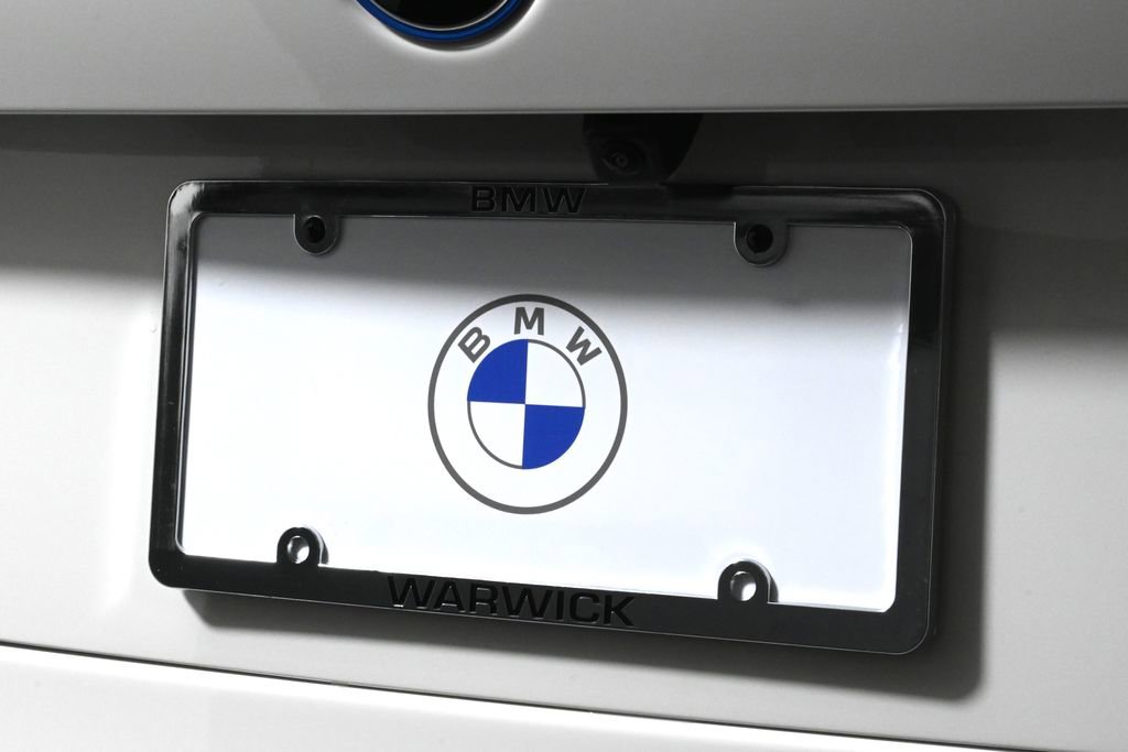 Used 2026 BMW X5 xDrive50e w/ M Sport Package AWD/4WD image 14