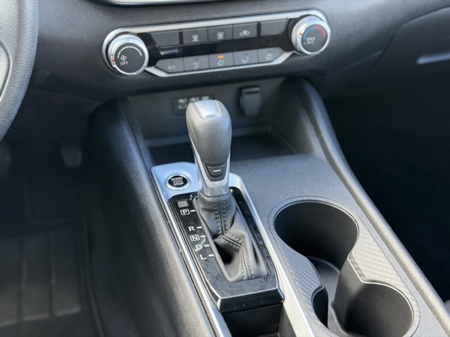 Used 2025 Nissan Altima 2.5 SV image 32