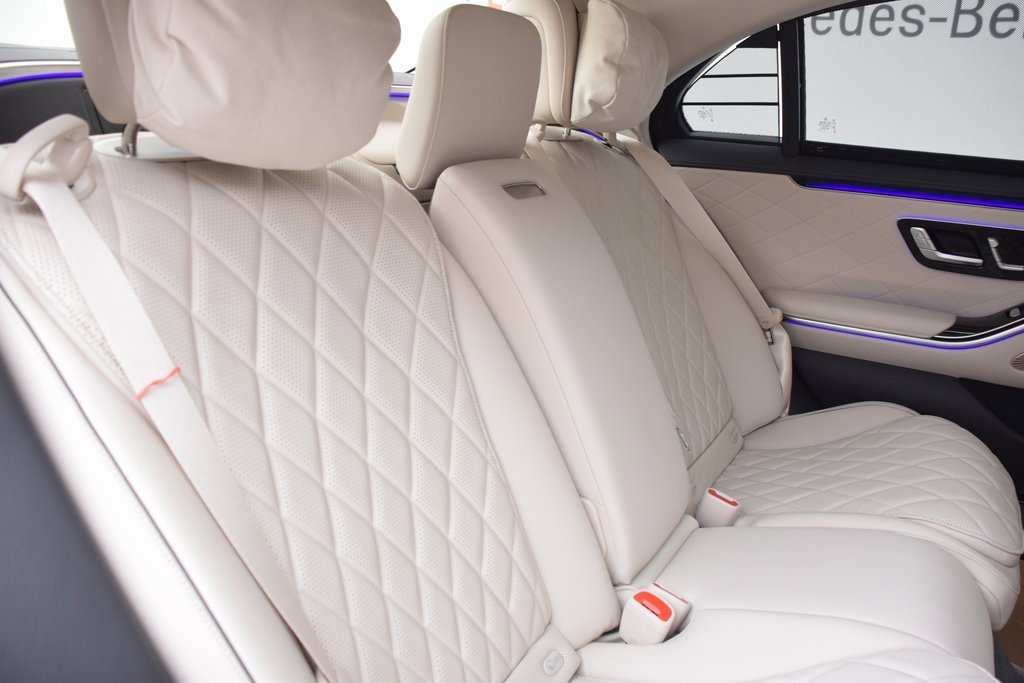 New 2026 Mercedes-Benz S 500 4MATIC image 18