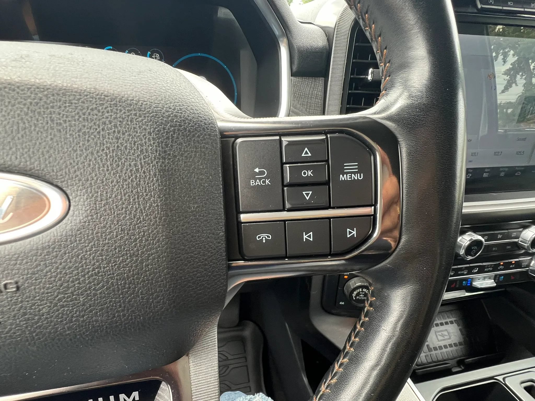 Used 2021 Ford F150 Platinum w/ Equipment Group 701A High AWD/4WD image 20