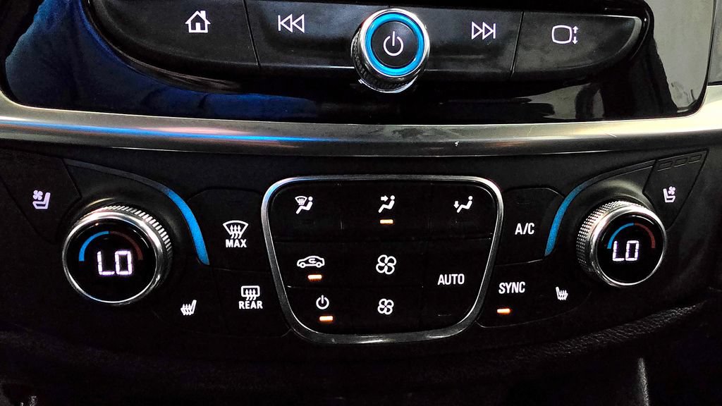 Used 2023 Chevrolet Traverse High Country AWD/4WD image 47