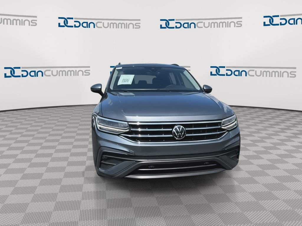 Used 2024 Volkswagen Tiguan S AWD/4WD image 3