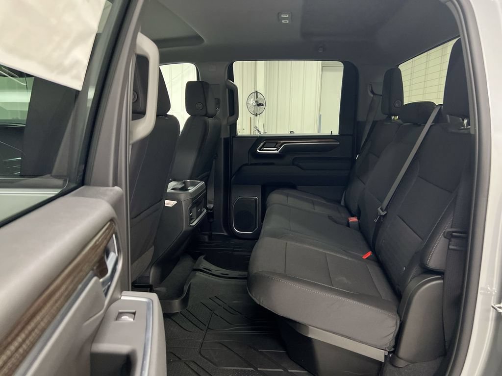 New 2026 Chevrolet Silverado 3500 LT w/ Convenience Package AWD/4WD image 17