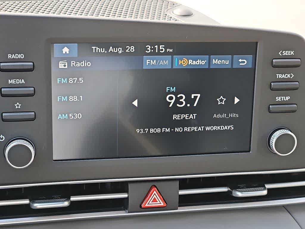 Certified 2025 Hyundai Elantra Sport FWD image 14