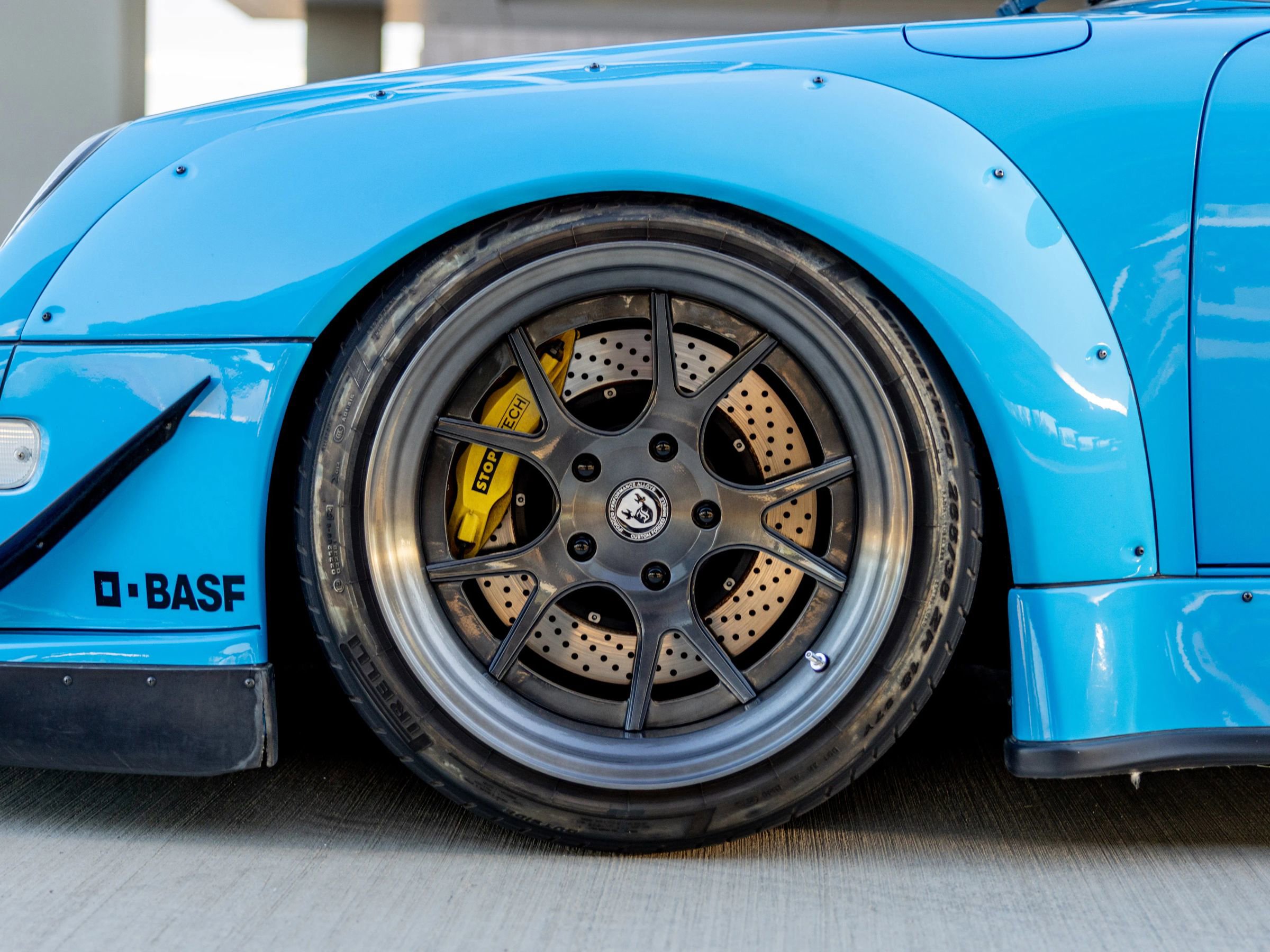 Used 1995 Porsche 911 GT3 RS image 37