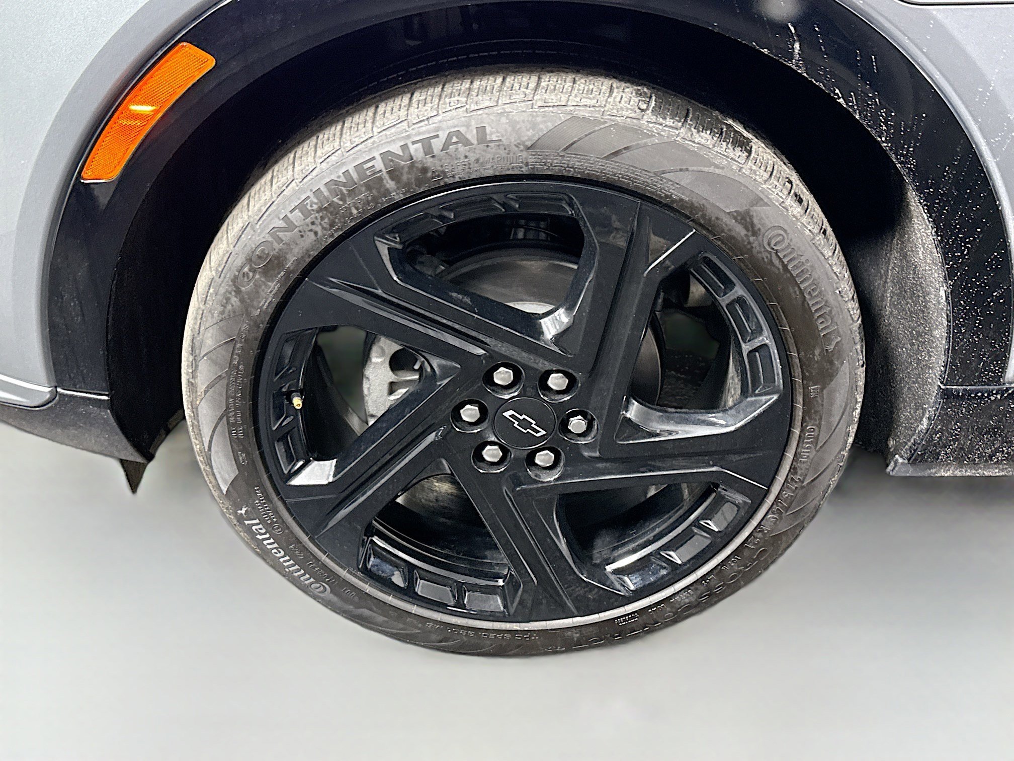 Used 2025 Chevrolet Equinox EV RS w/ Convenience Package II image 37