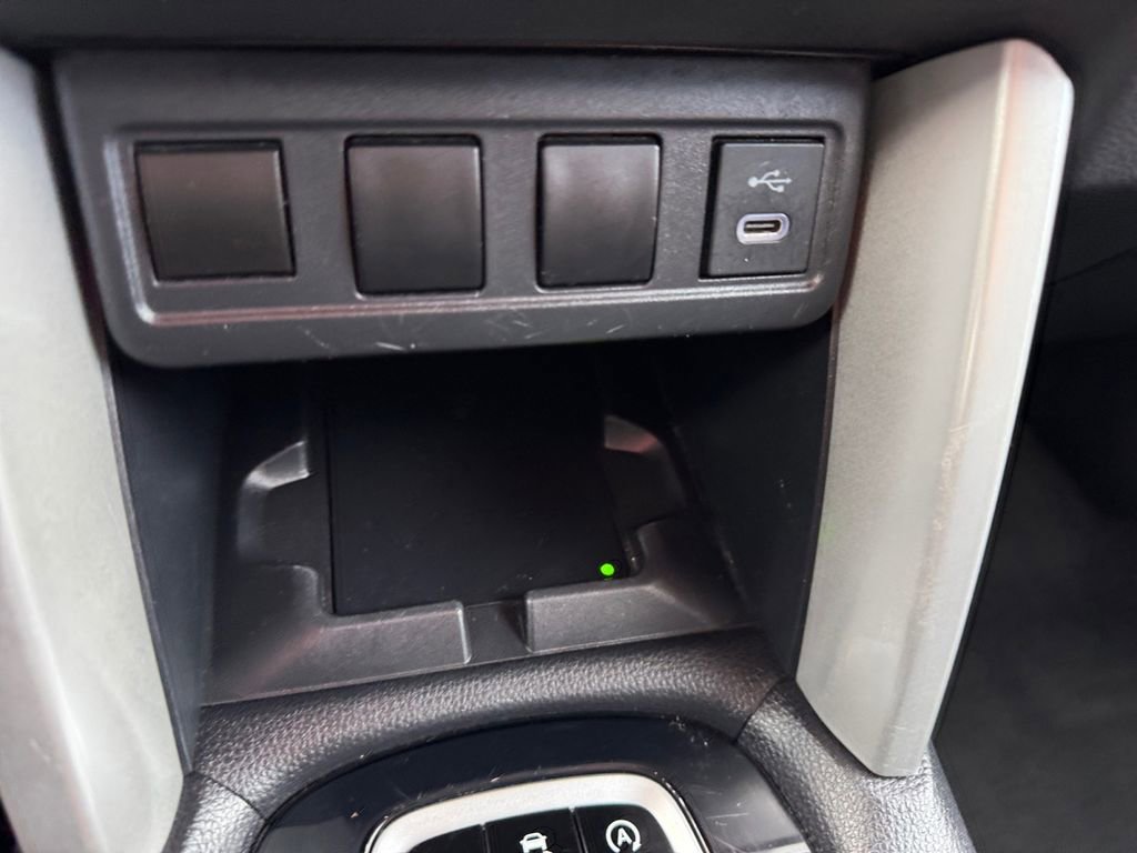 Used 2024 Toyota Corolla Cross LE image 36