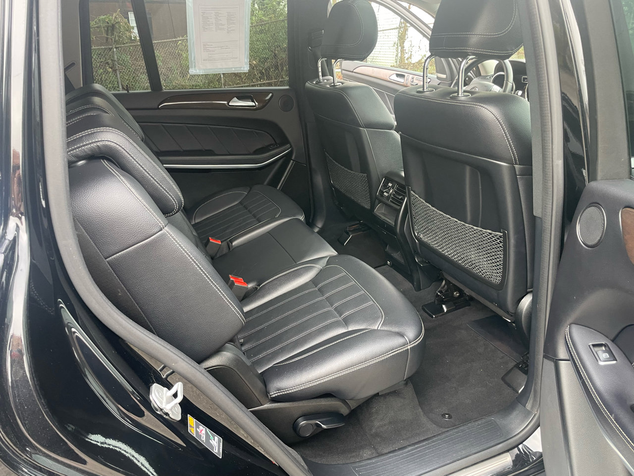 Used 2014 Mercedes-Benz GL 450 4MATIC image 28