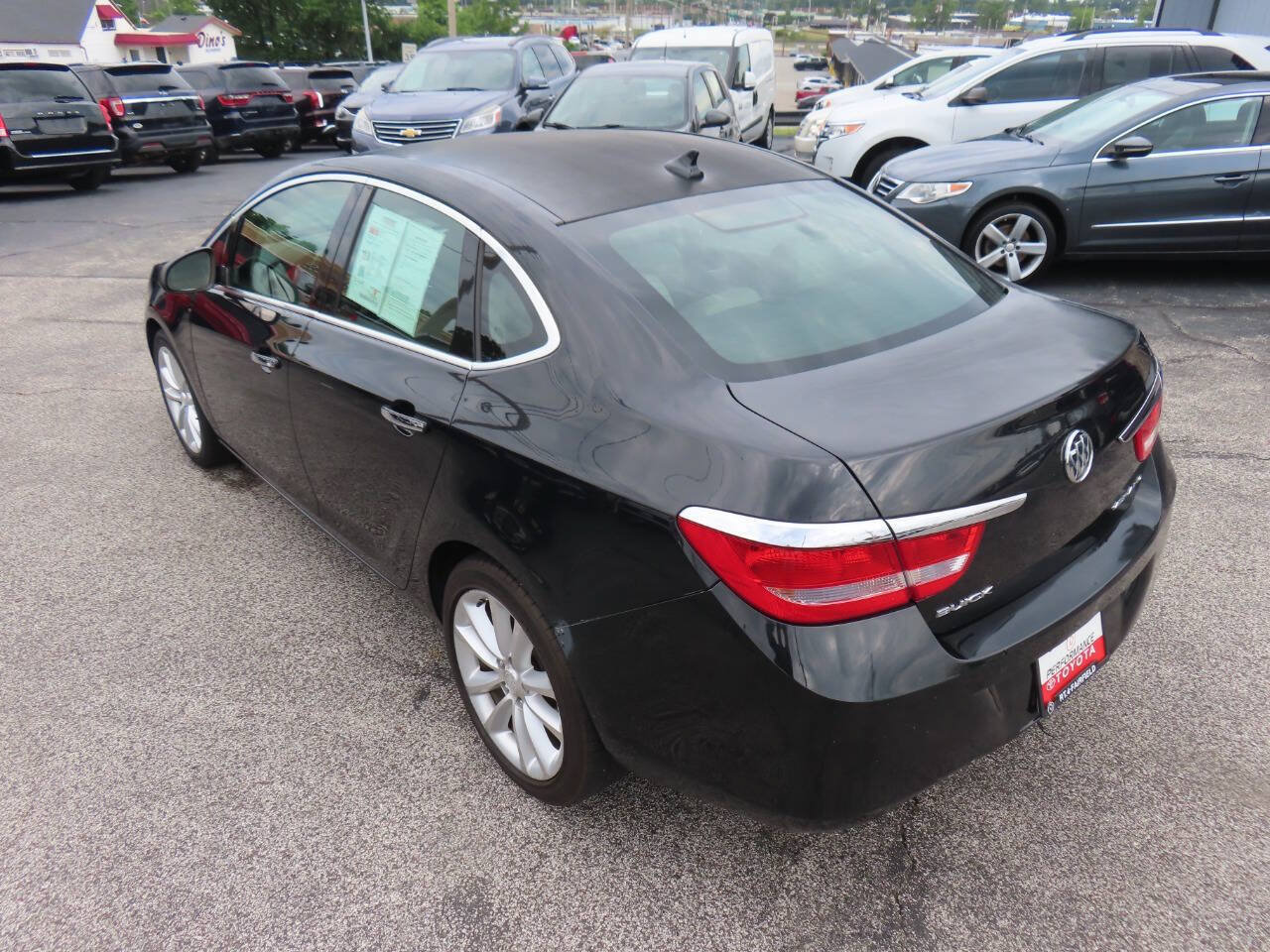 Used 2013 Buick Verano FWD image 25