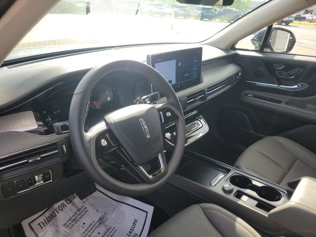 Certified 2024 Lincoln Corsair AWD w/ Equipment Group 101A image 25