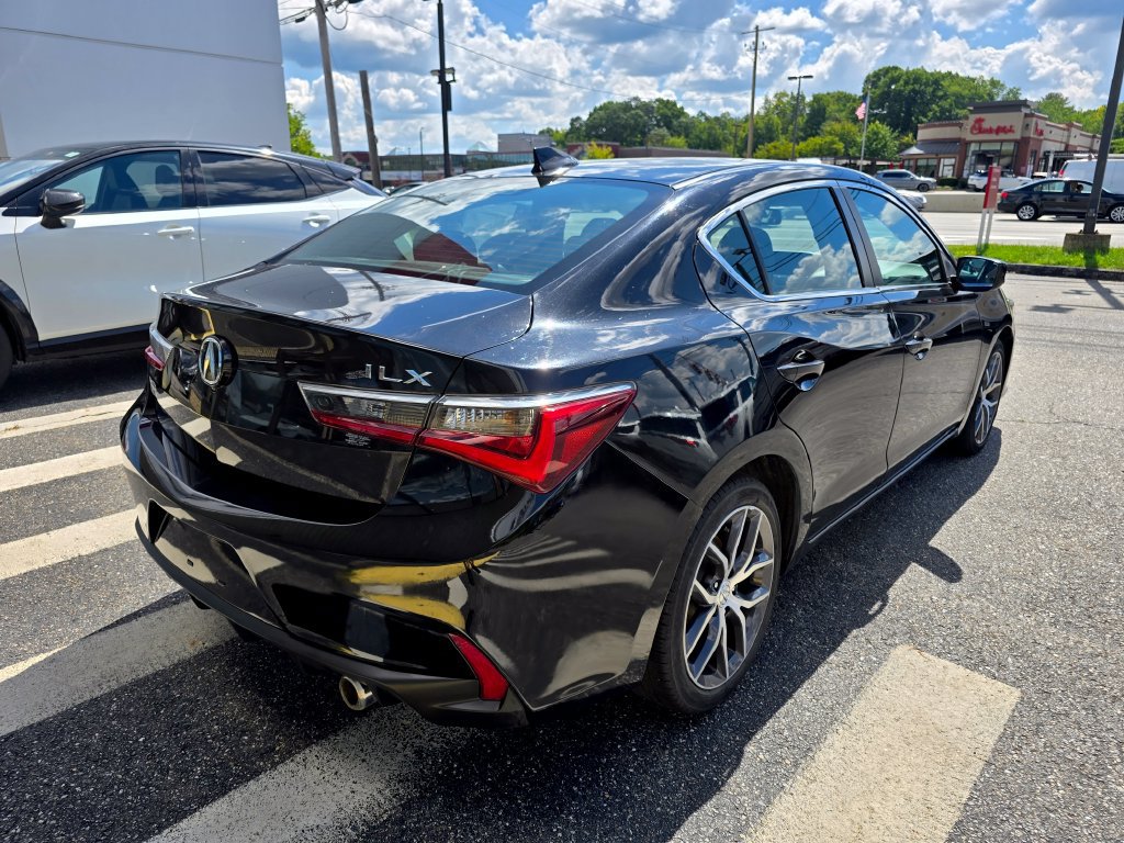 Used 2020 Acura ILX w/ Premium Package FWD image 11