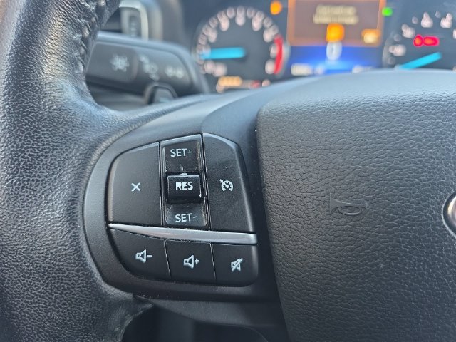 Used 2020 Ford Explorer XLT w/ Equipment Group 202A RWD image 19