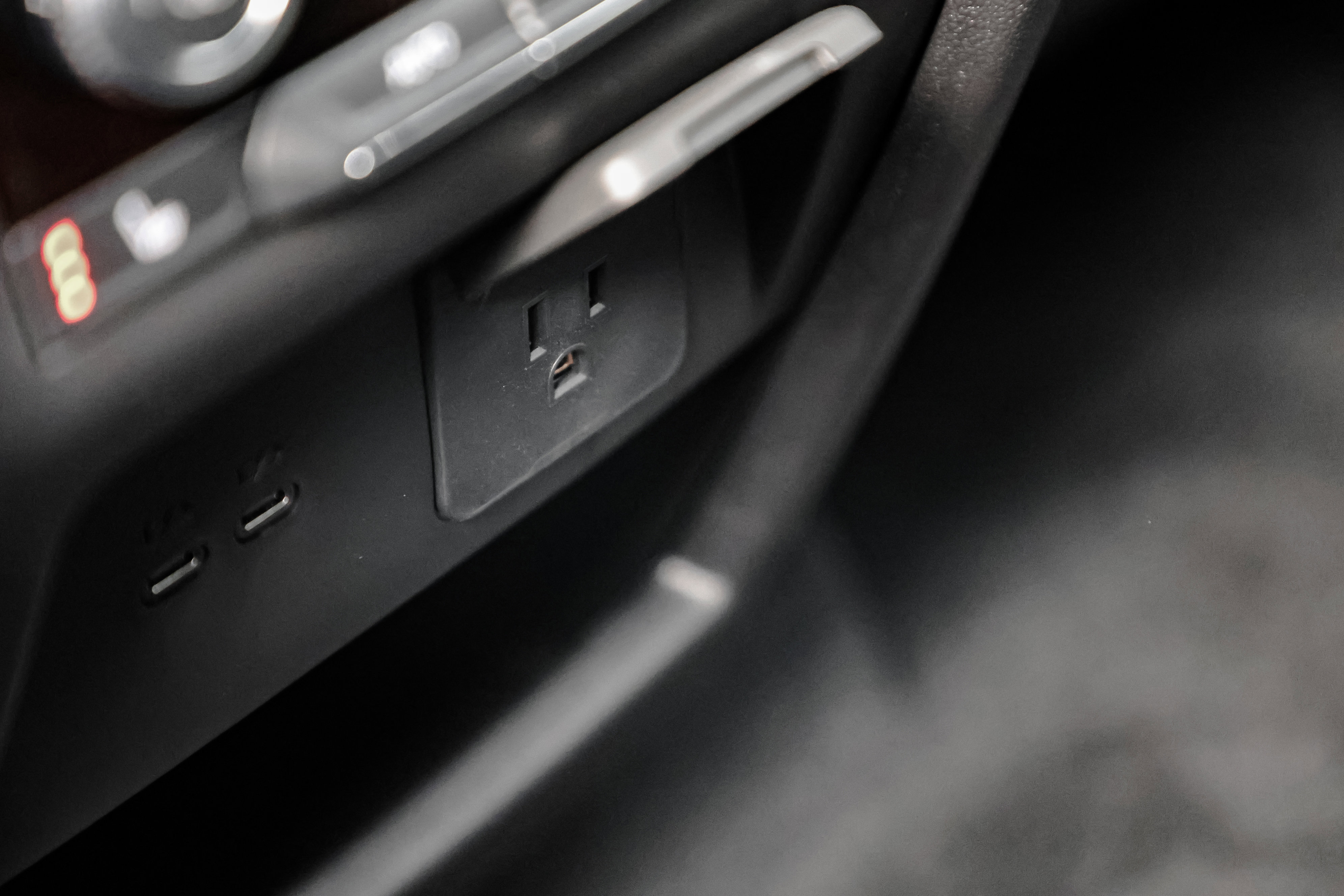 New 2026 GMC Acadia Denali w/ Super Cruise Package image 23