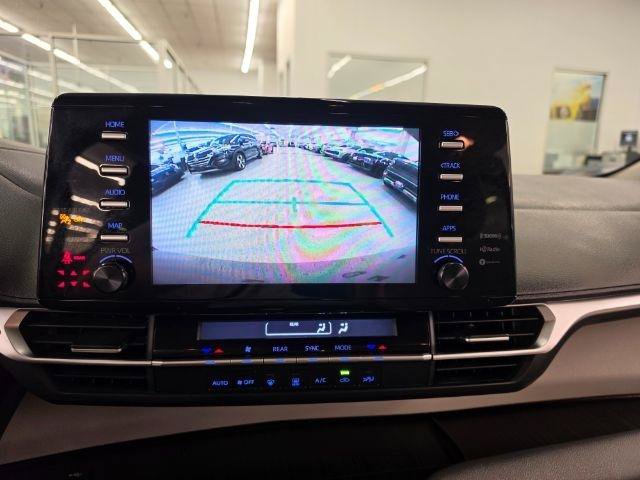 Used 2022 Toyota Sienna LE FWD image 23