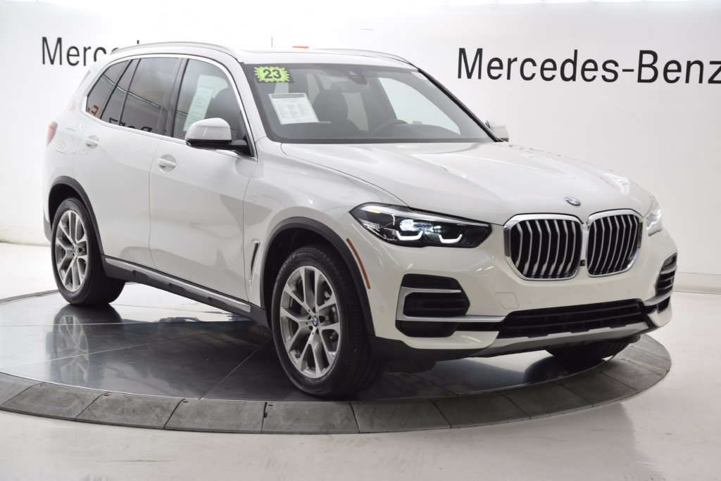 Used 2022 BMW X5 xDrive40i w/ Parking Assistance Package AWD/4WD image 8