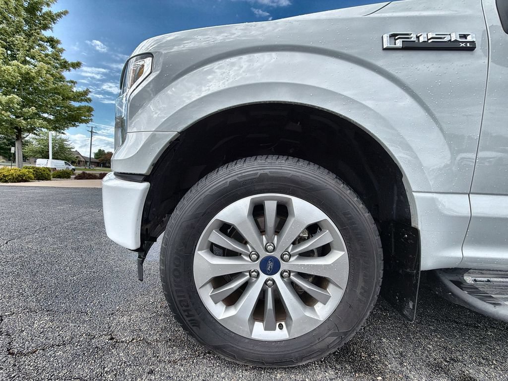 Used 2017 Ford F150 XL w/ Equipment Group 101A Mid AWD/4WD image 17