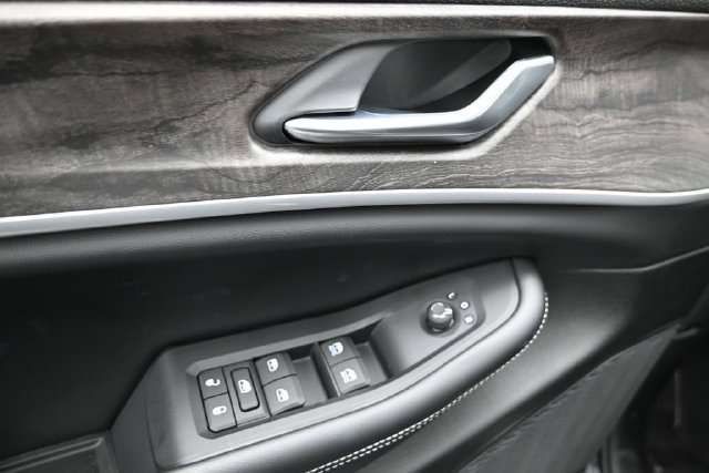 New 2026 Jeep Grand Cherokee Altitude AWD/4WD image 17
