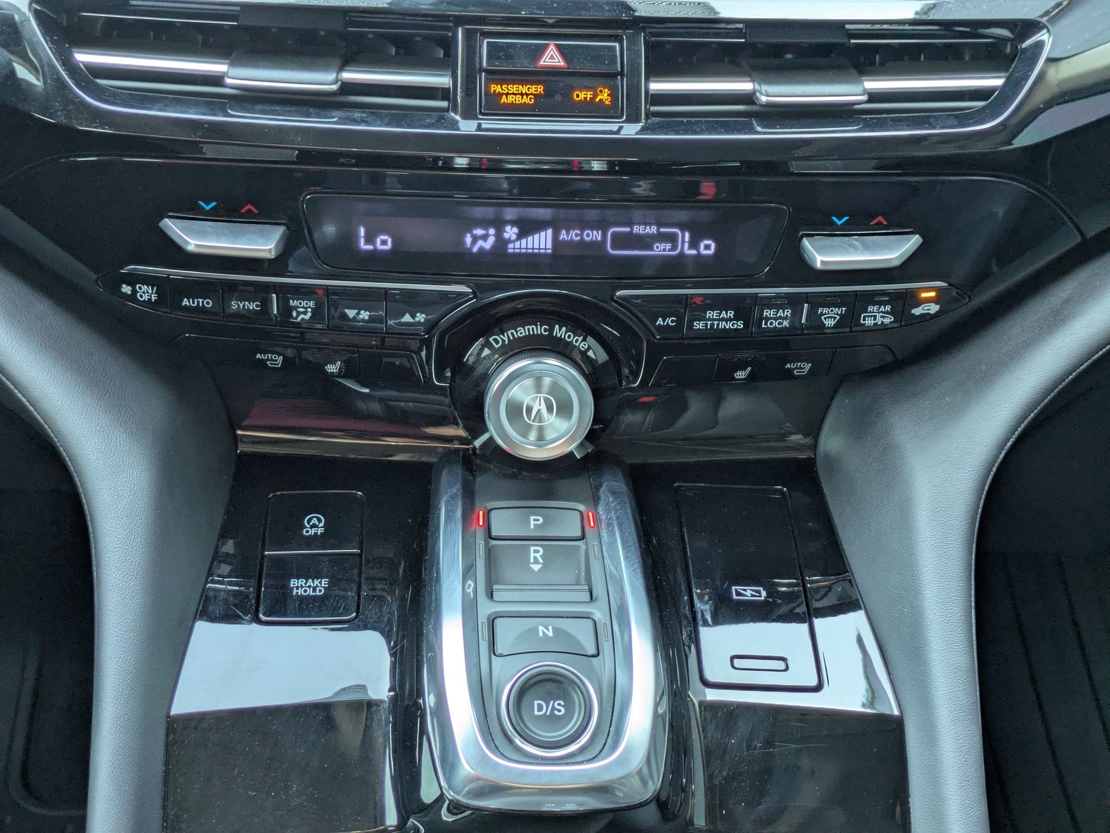 Used 2022 Acura MDX SH-AWD w/ Technology Package image 18