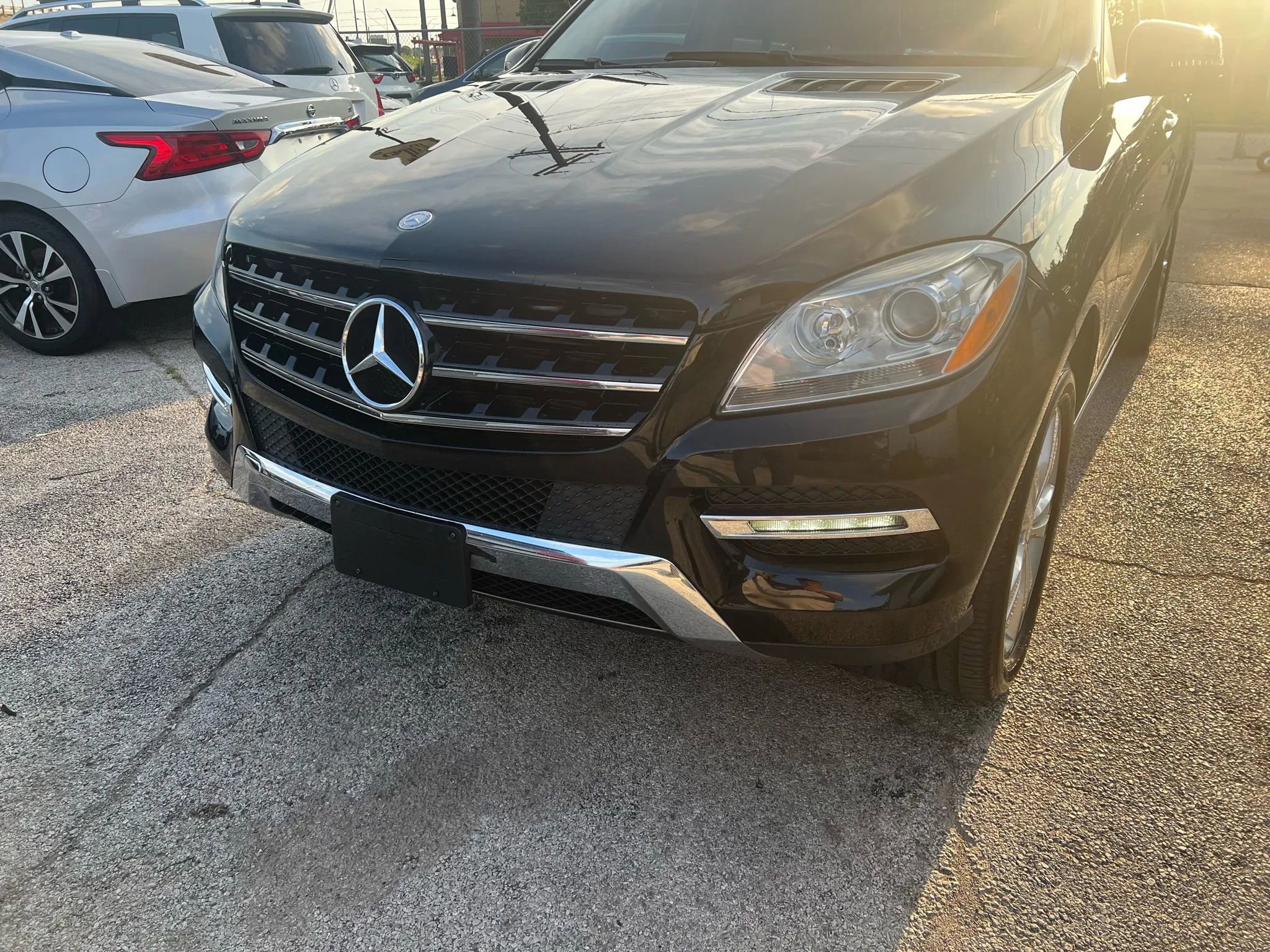 Used 2015 Mercedes-Benz ML 350 4MATIC w/ Premium 1 Package image 4