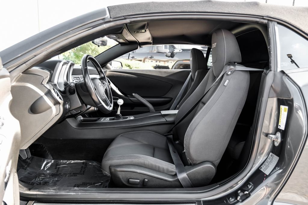 Used 2014 Chevrolet Camaro SS image 32