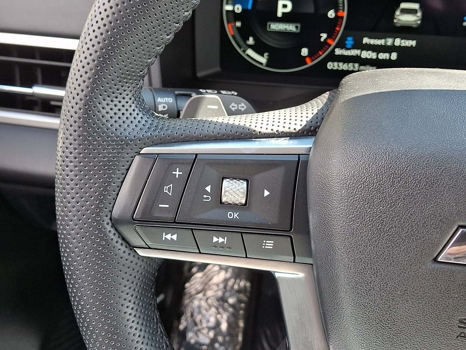 Used 2024 Mitsubishi Outlander SEL image 22