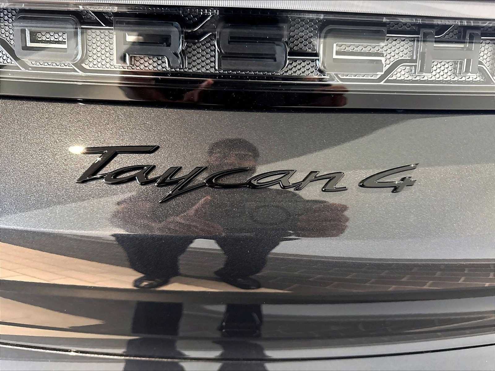 New 2026 Porsche Taycan AWD/4WD image 32