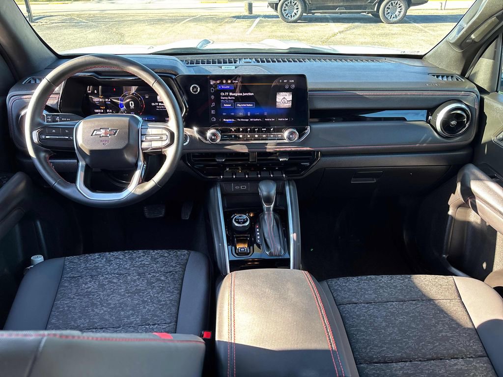 Used 2024 Chevrolet Colorado Z71 w/ Z71 Convenience Package 2 image 24