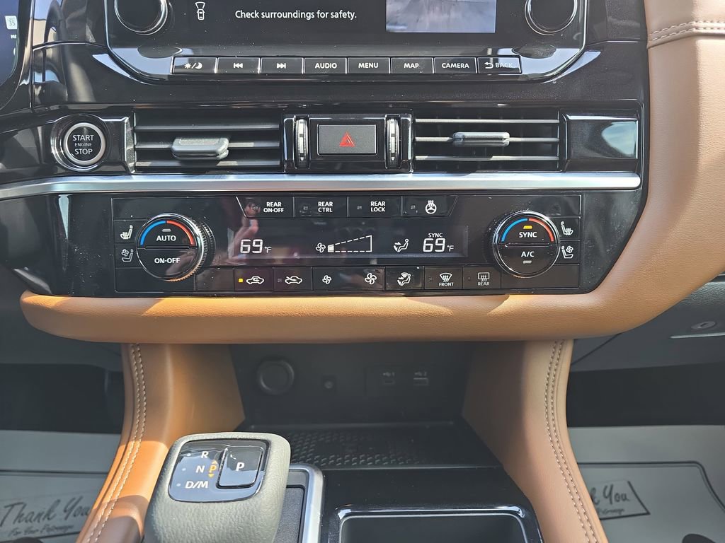 Used 2024 Nissan Pathfinder Platinum w/ Black Appearance Package image 29