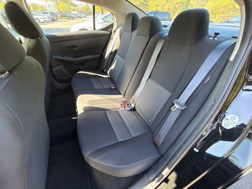 Used 2025 Nissan Sentra SV FWD image 31
